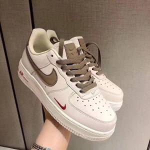 Nike Air Force 1 Beige & Marron