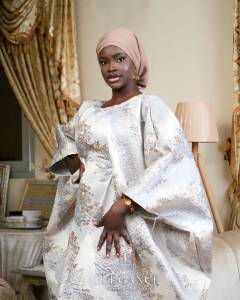 ✨ Boubou Impérial Brocart Doré ✨